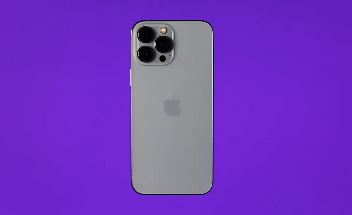 Tech Forward: Weighing the Benefits of Apple Phone Leasing Programs the Benefits of Apple Phone Leasing Programs